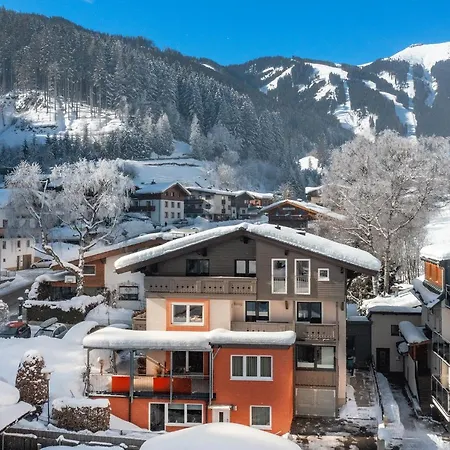 Schwaiger アパート