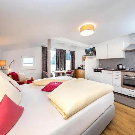 Schwaiger アパート